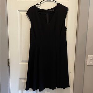 Theory lbd -Size 10 v neckline sleeveless